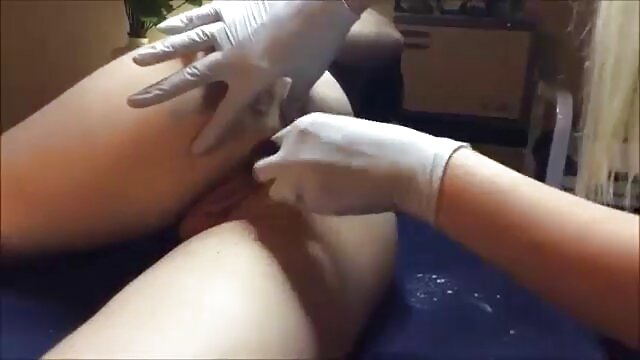 ทารกญี่ปุ่นที่น่าอัศจรรย์ Yura หนัง วีดีโอ โป๊ Kasumi ให้เพศสัมพันธ์ทางปากสองครั้งใน MMF sex clip
